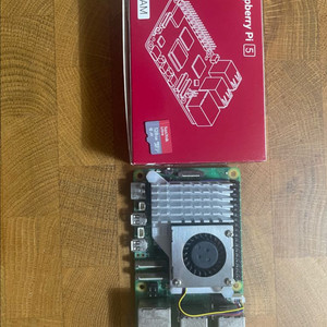 라즈베리파이 5 8gb + 128gb sd 카드 팝니다 이미지
