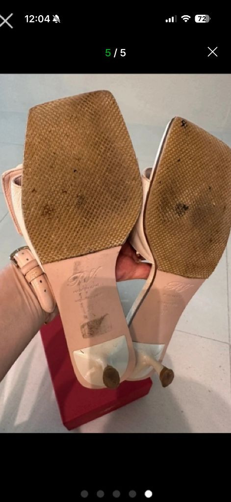 로저비비에 버클뮬 슬리퍼 이미지