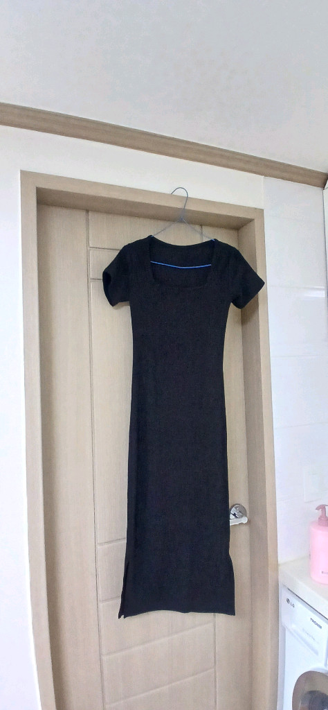 (새상품) 블랙 슬림 롱원피스 딱붙핏원피스 타이트 이미지