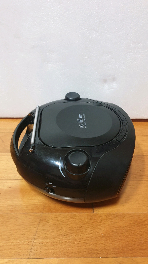 필립스 포터블 CD 플레이어 AZ385 판매해요 이미지