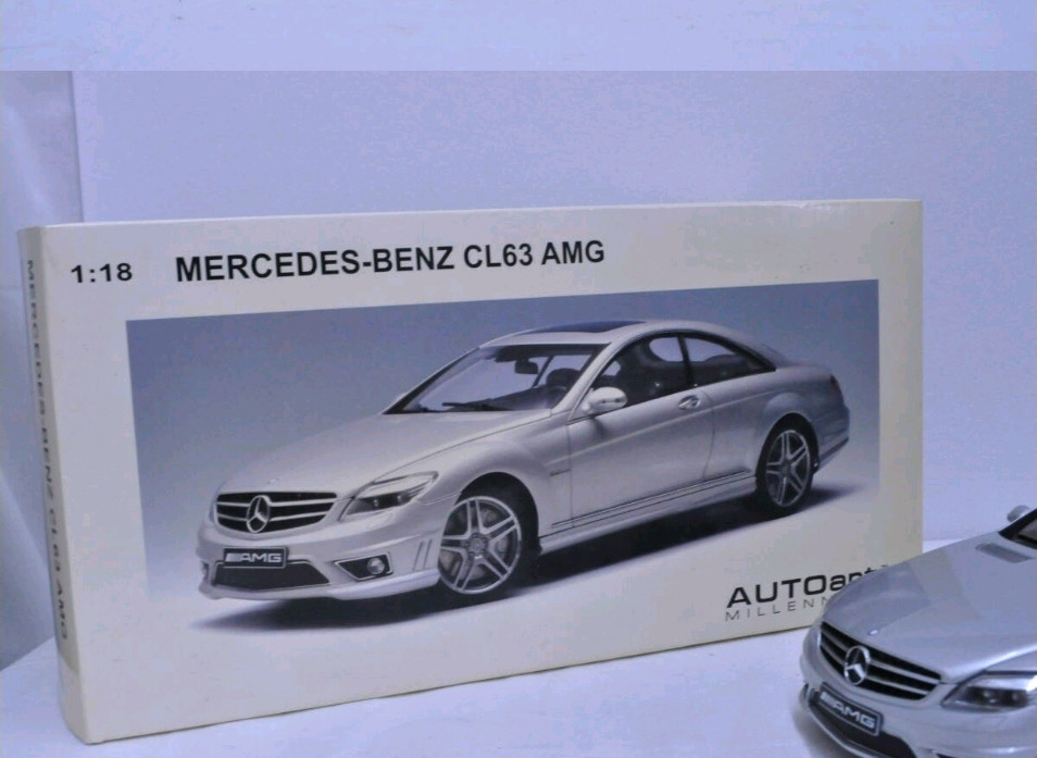 1:18 오토아트 CL63AMG 실버 모형 팝니다 이미지