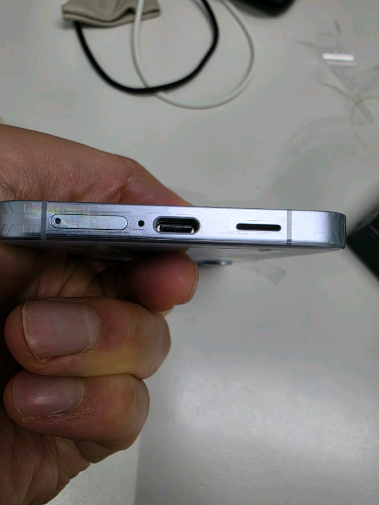 갤럭시S24 플러스 512GB 삼케플 배터리 및 외관 올수리 이미지
