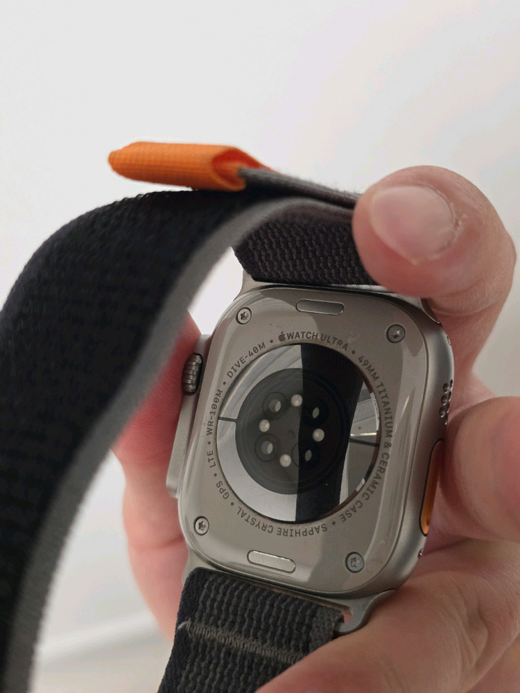 애플워치 울트라2 셀룰러 실버 49mm 이미지