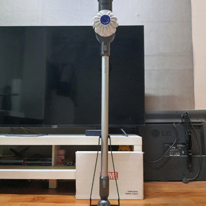 [dyson] 다이슨 무선청소기 V6 이미지