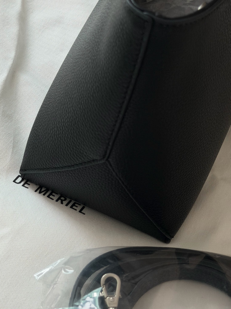 드메리엘 Serena Tote Bag 세레나 토트백 블랙 이미지