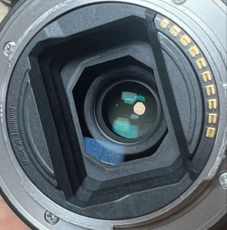 소니 FE 16-35mm F4 ZA OSS 렌즈 이미지