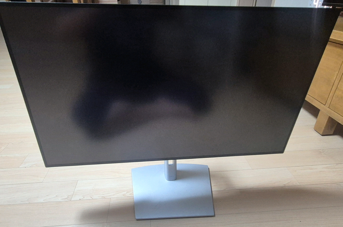 Dell UltraSharp U3223QE 32인치 이미지