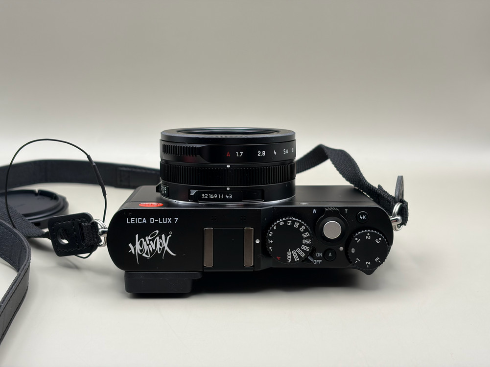 라이카 Leica D-Lux 7 헬리녹스 에디션 신품급 풀박스 컷수72 이미지