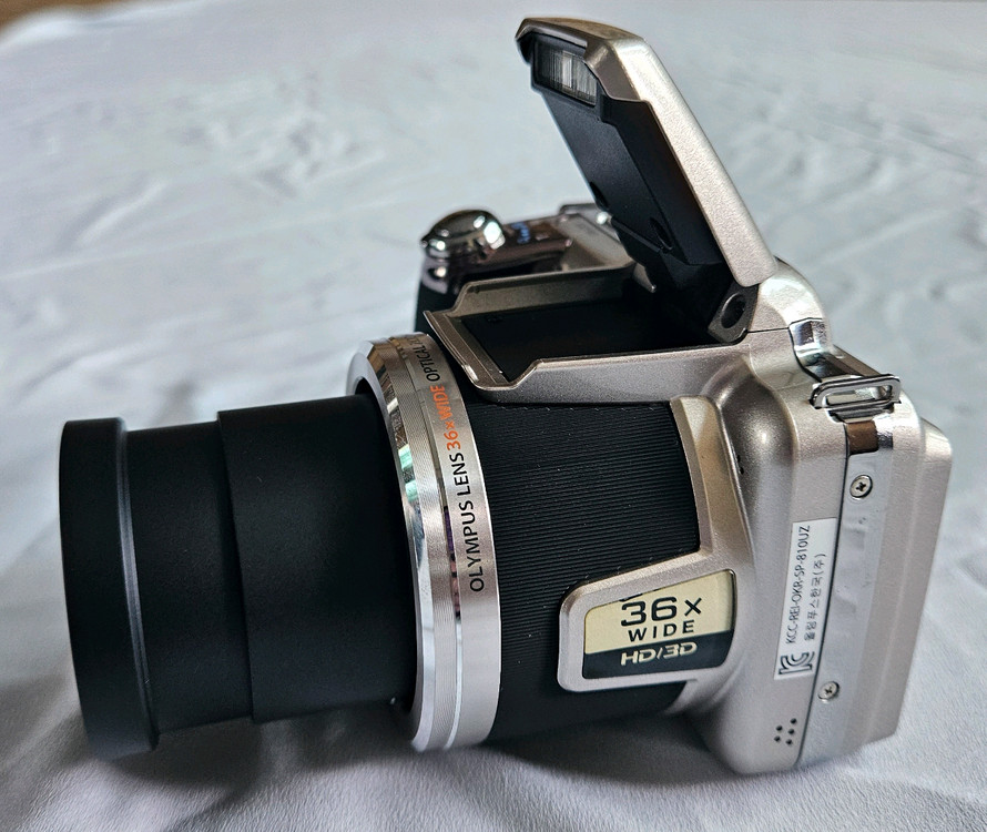 올림푸스 SP-810UZ 실버색상 빈티지디카 이미지