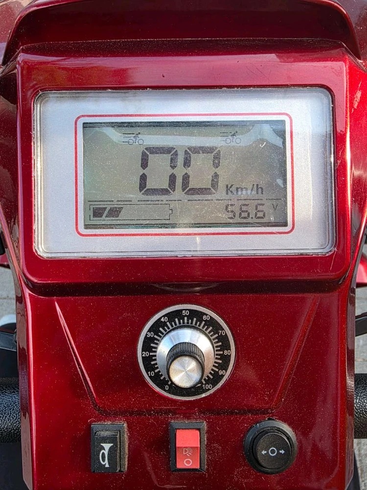 VEGA T350R 캐노피 2인승 전동 스쿠터 이미지