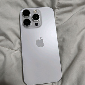 아이폰 16프로 128GB 화이트 이미지