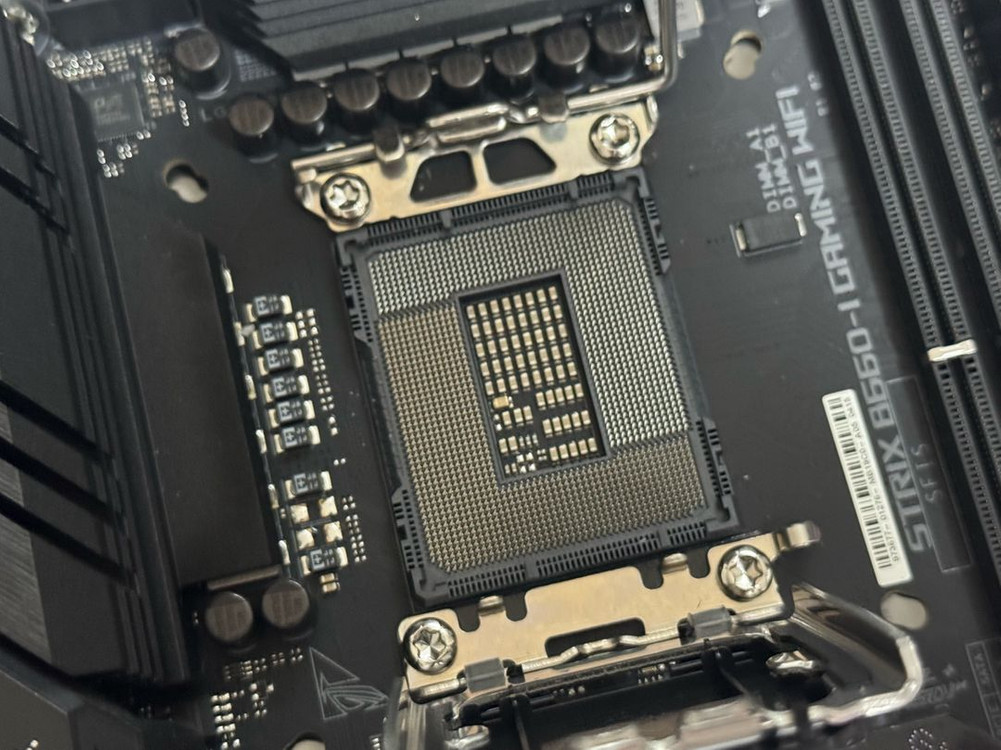 Asus Rog Stix B660-i Gaming wifi 풀박스 민트급 이미지