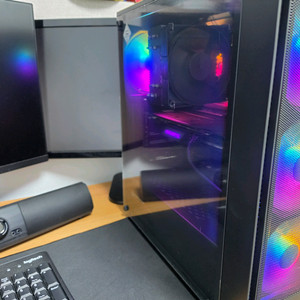 인텔 i7-8700K RTX 1660 SUPER 3팬게이밍 PC 본체 이미지