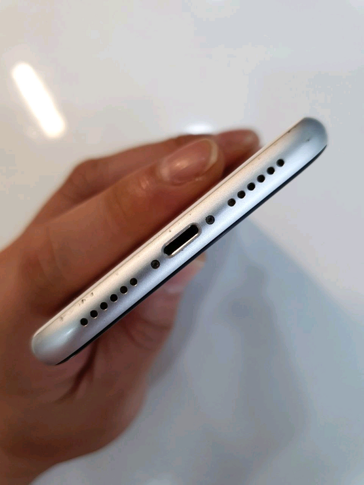 아이폰XR 64G 무잔상 상태굿 중고폰 공기계 이미지