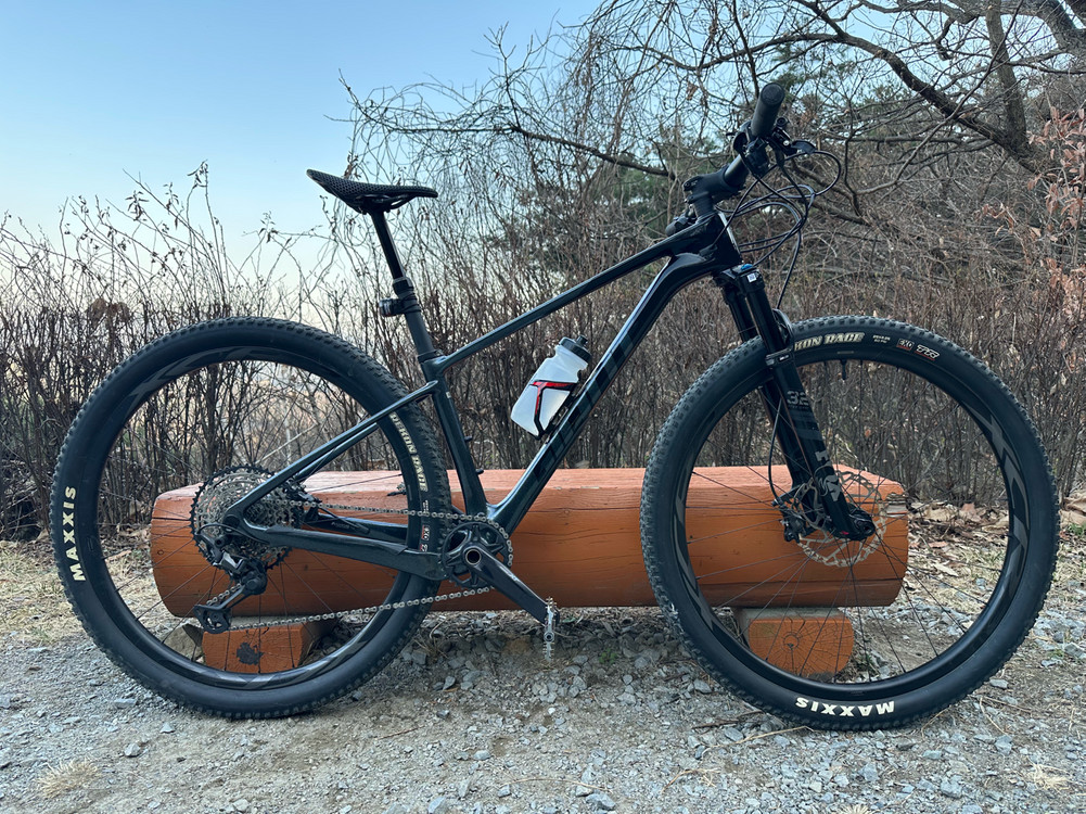 22년 자이언트 xtc 어드밴스 29 1 카본 MTB 자전거 이미지