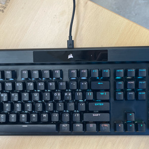 커세어 k70 pro rgb 옵티컬 기계식 게이밍 키보드 이미지