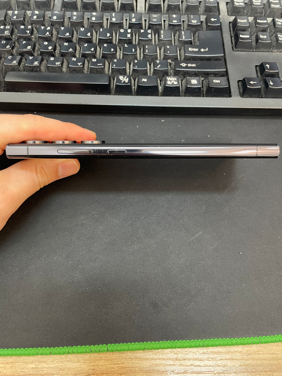 갤럭시S23울트라 블랙 256GB 무잔상 상태좋은 중고66만2천팝니다 이미지
