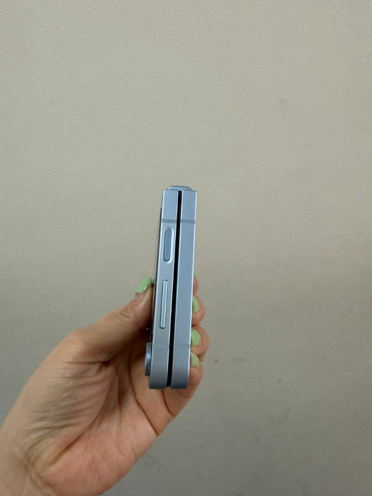 (부산중고폰) 갤럭시z플립6 블루 256기가 공기계 판매해요 이미지