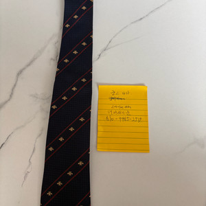 구찌 비 앤 웹 실크 자카드 넥타이 (Bee and Web silk jacquard tie) 이미지