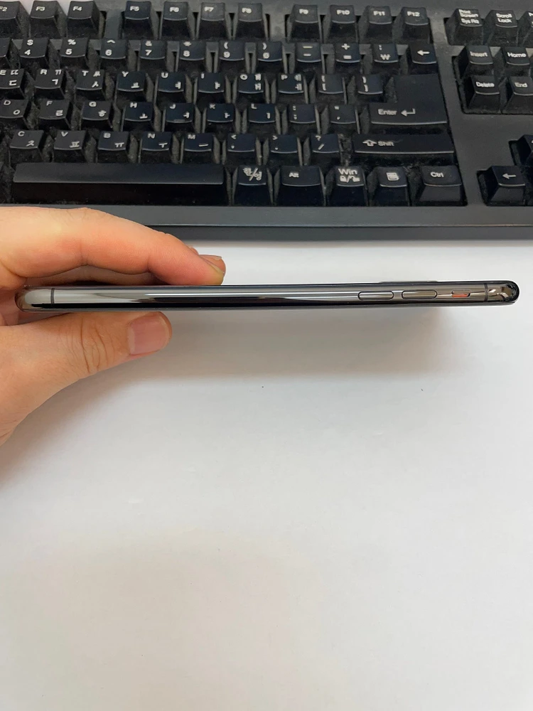 아이폰XS맥스 그레이 64GB 상태좋은 중고27만9천팝니다 이미지