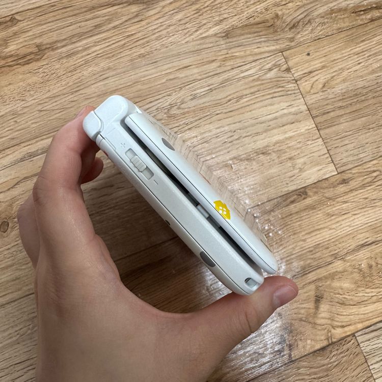 닌텐도 3DS XL 동물의 숲 에디션 이미지