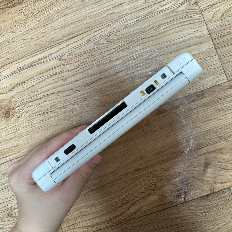 닌텐도 3DS XL 동물의 숲 에디션 이미지