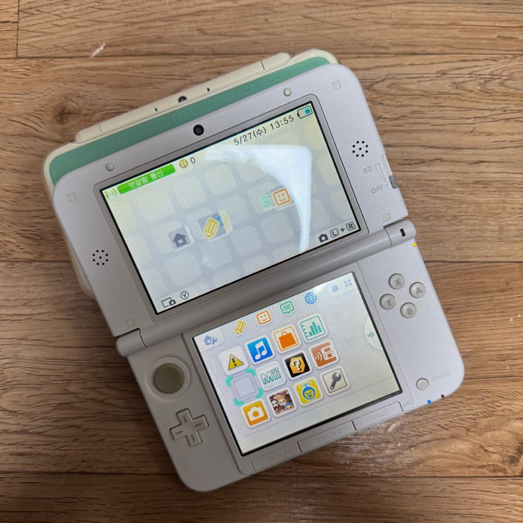 닌텐도 3DS XL 동물의 숲 에디션 이미지