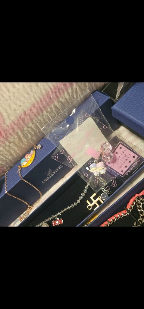 3개일괄스와로브스키키티팔찌귀걸이크리스탈키티체리 이미지