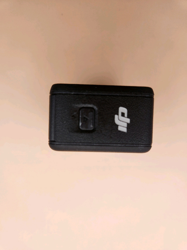 DJI 오즈모 액션4 액션캠 + 삼각대봉 이미지