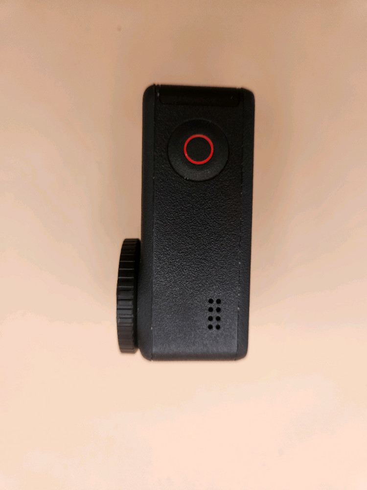 DJI 오즈모 액션4 액션캠 + 삼각대봉 이미지