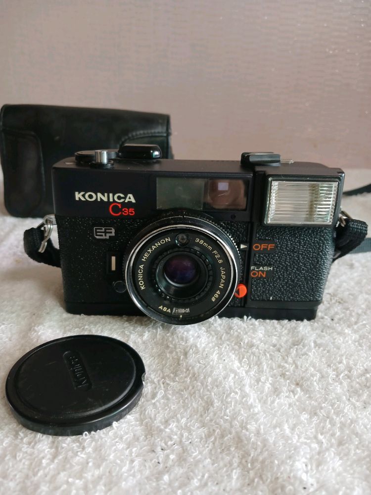 코니카 C35 EF 필름 카메라 이미지
