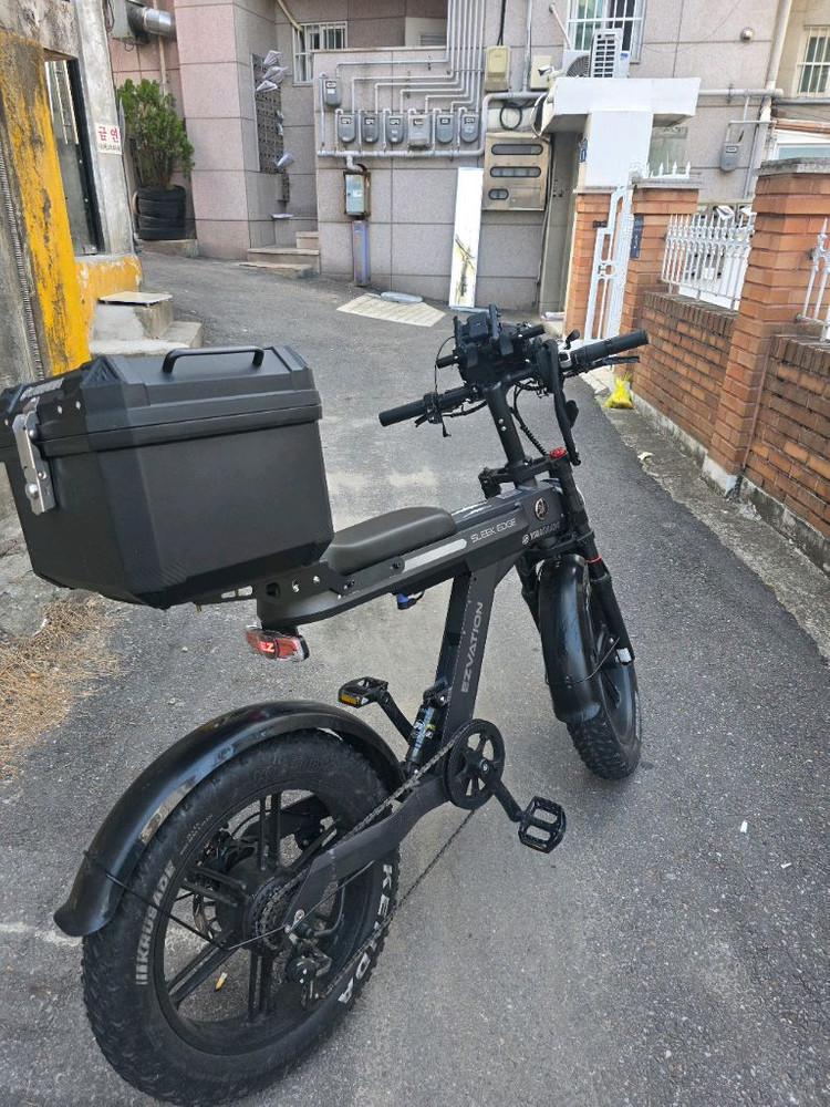 전기자전거 슬릭엣지 이미지