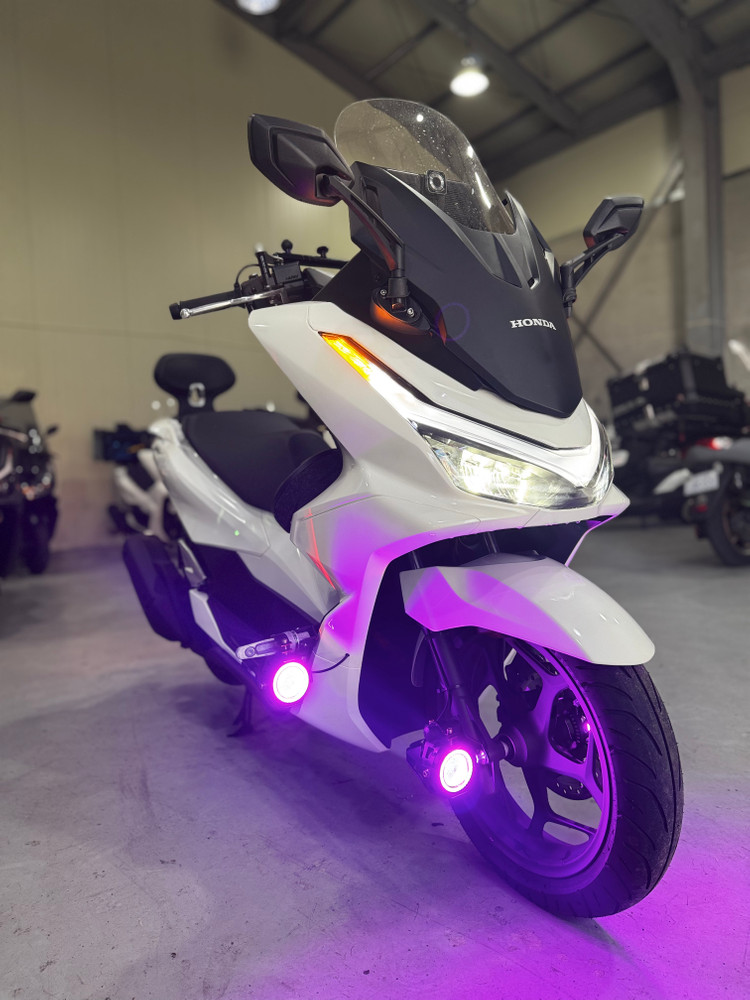 혼다 Pcx125 26년식 ABS 900km 준튜닝 판매합니다. 이미지