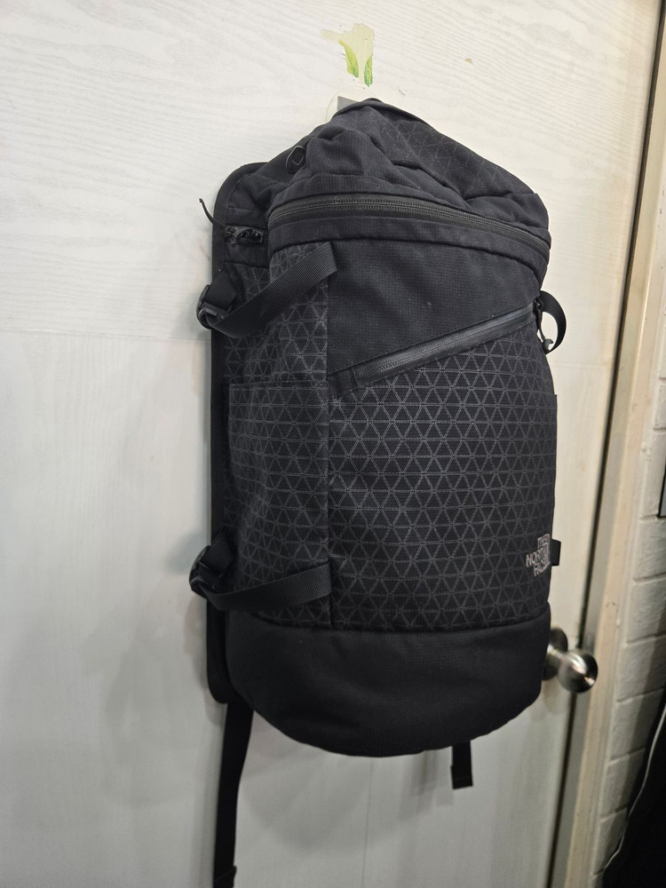 THE NORTH FACE 노스페이스 백팩 가방! 수납공간 짱 넓고 에뻐요~ 이미지