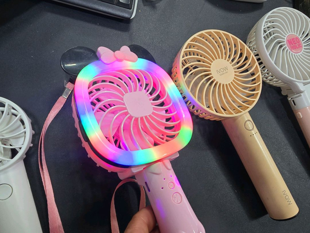 휴대용 선풍기 4대 일괄 이미지