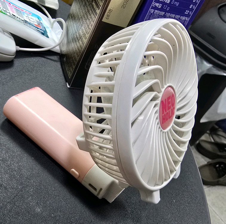 휴대용 선풍기 4대 일괄 이미지