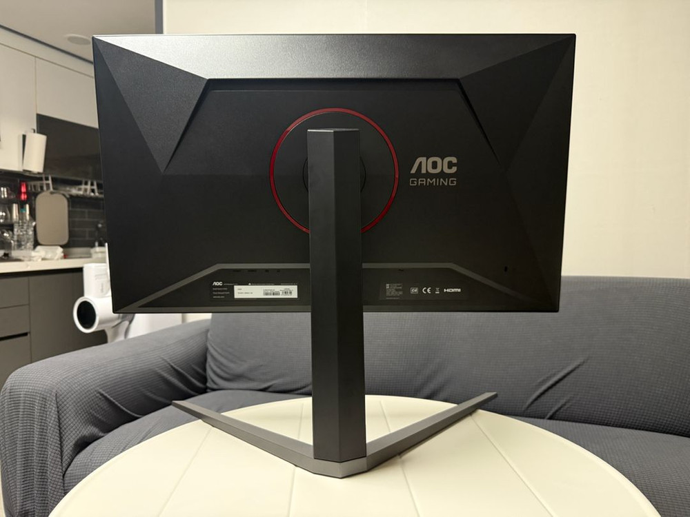 AOC U32G4 32인치 4K 게이밍 모니터 이미지