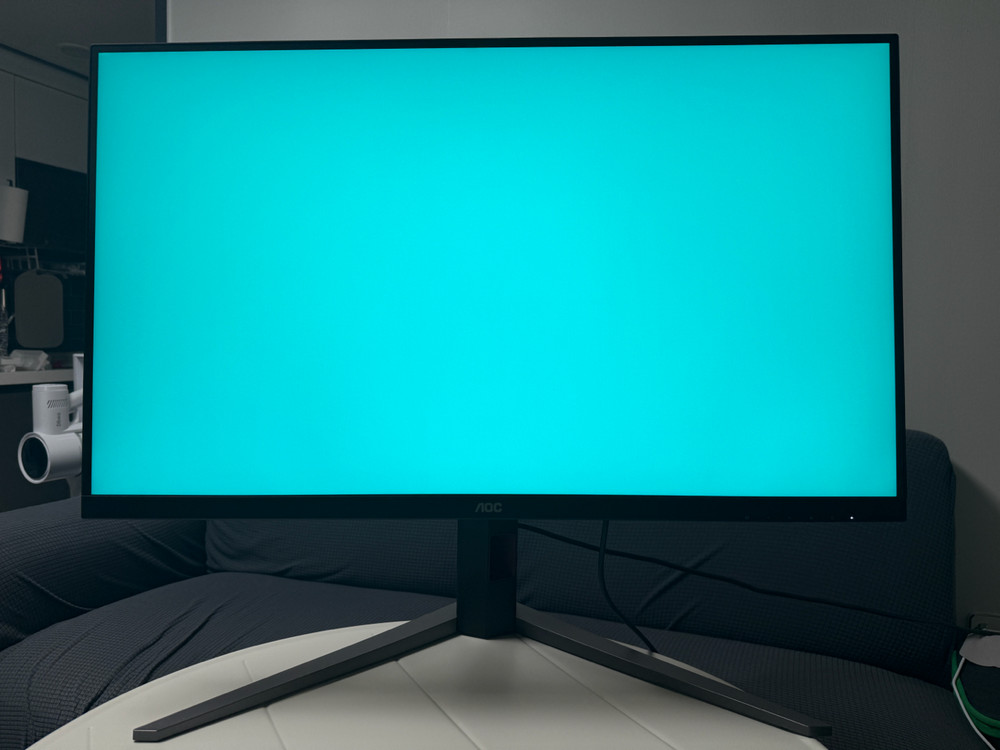 AOC U32G4 32인치 4K 게이밍 모니터 이미지