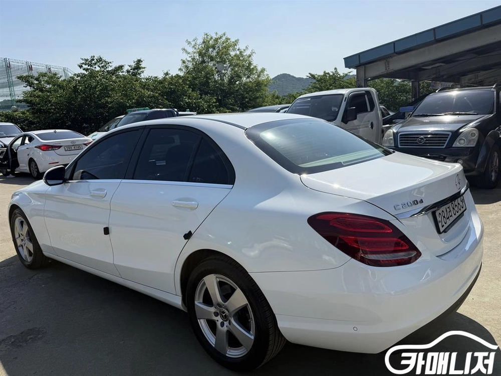 [벤츠]C클래스 W205 C200 d #고유가특가 이미지