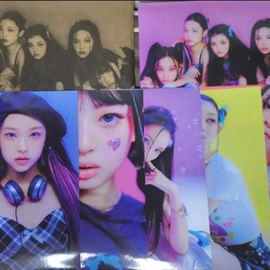 [일괄] 더현대 팝업 뉴진스 포스터 A세트 굿즈 이미지