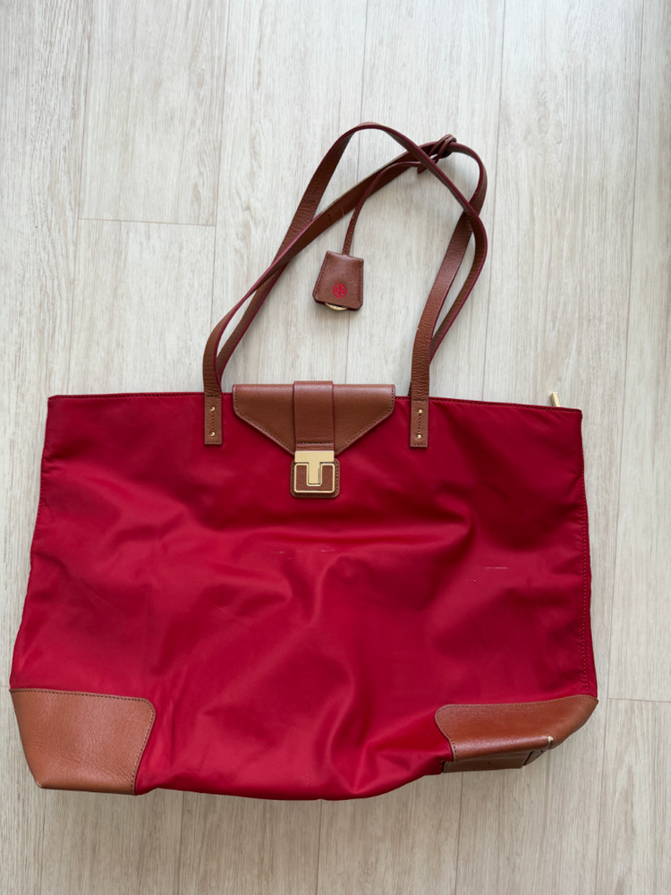Tory Burch 토리버치 토트백 레드 숄더백 쇼퍼 보부상 가방 레더 트림38x42x14cm토리버치 레드 토트백입 이미지