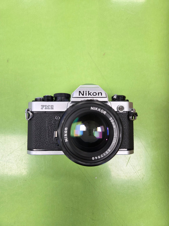 니콘 FM2 필름카메라 + 50mm 1.4 렌즈 세트 판매합니다 이미지