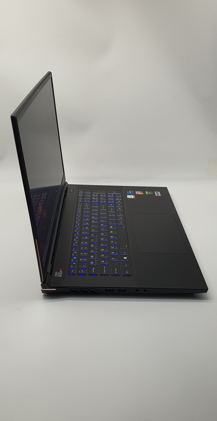 [최저가]주연테크 17인치 게이밍노트북(i7-12th/3070Ti/1TB/QHD) 이미지