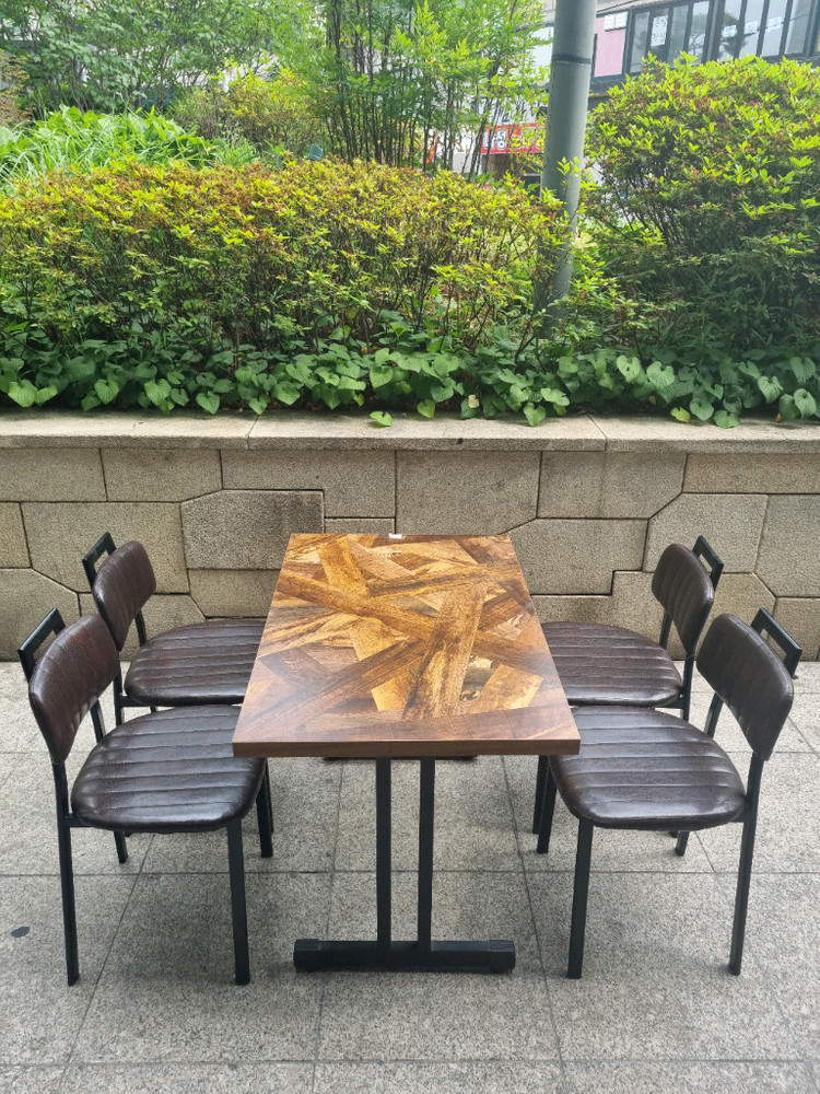 식당 4인용 식탁의자세트 이미지