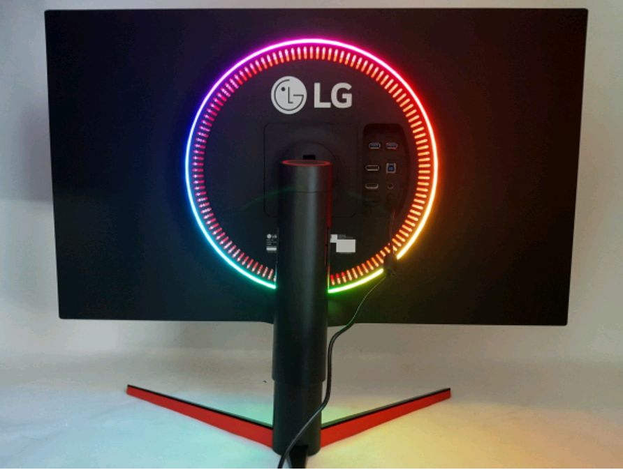 LG 32인치 QHD 울트라기어 32GK850G 165HZ 게이밍모니터 신품급 이미지