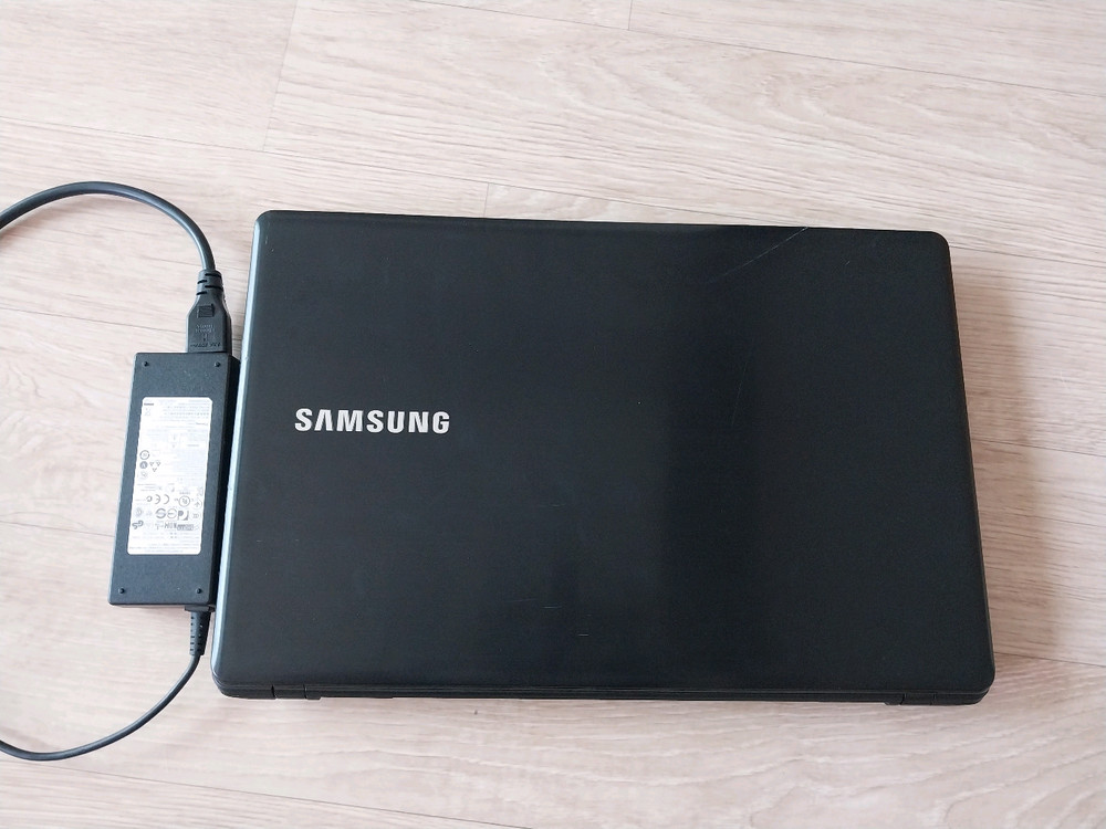 삼성노트북 i7 8G SSD256G 15.6 정품인증 이미지
