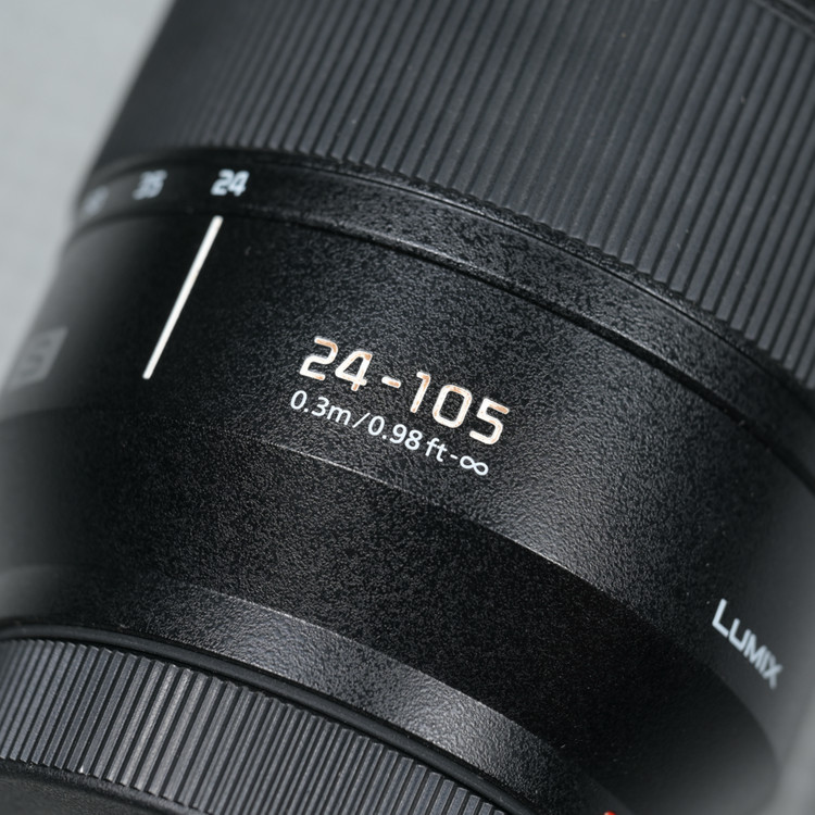 파나소닉 루믹스 24-105mm f4 S 렌즈 이미지