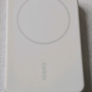 벨킨 belkin 맥세이프 보조배터리 5000mAh 화이트 판매 이미지