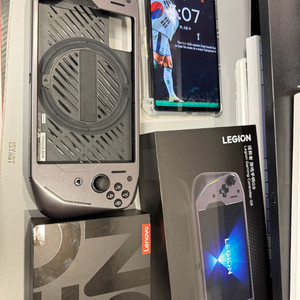 국내정발 y700 3세대 512GB 램 16GB+g9 컨트롤러 팝니다 이미지