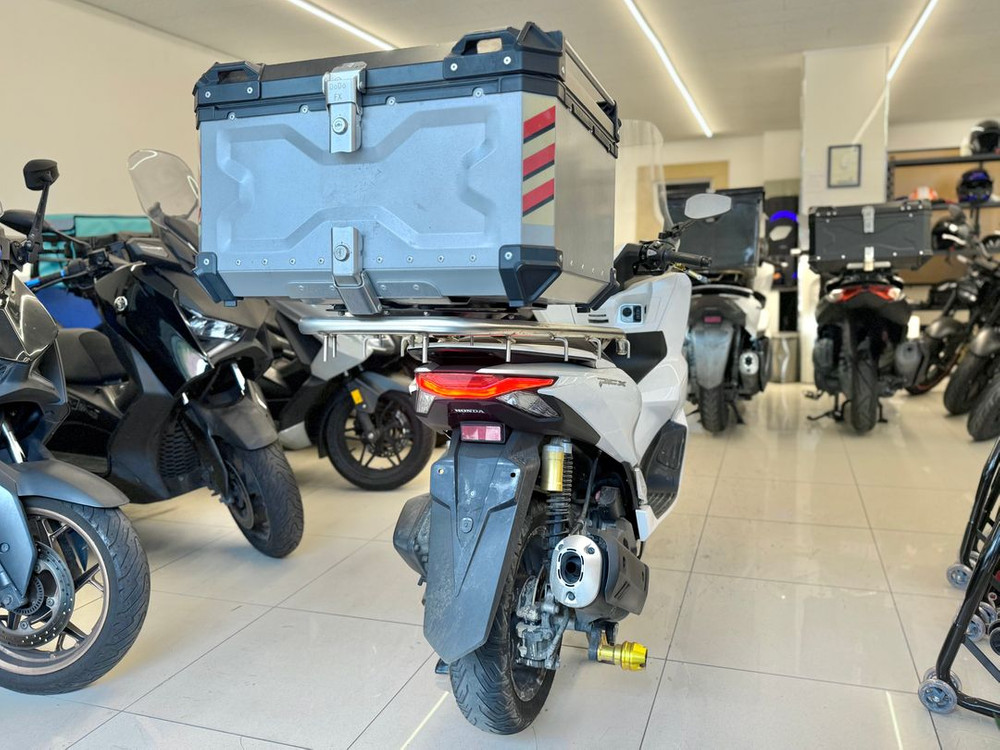 25년식 PCX125 29,XXXkm 판매합니다:) 이미지